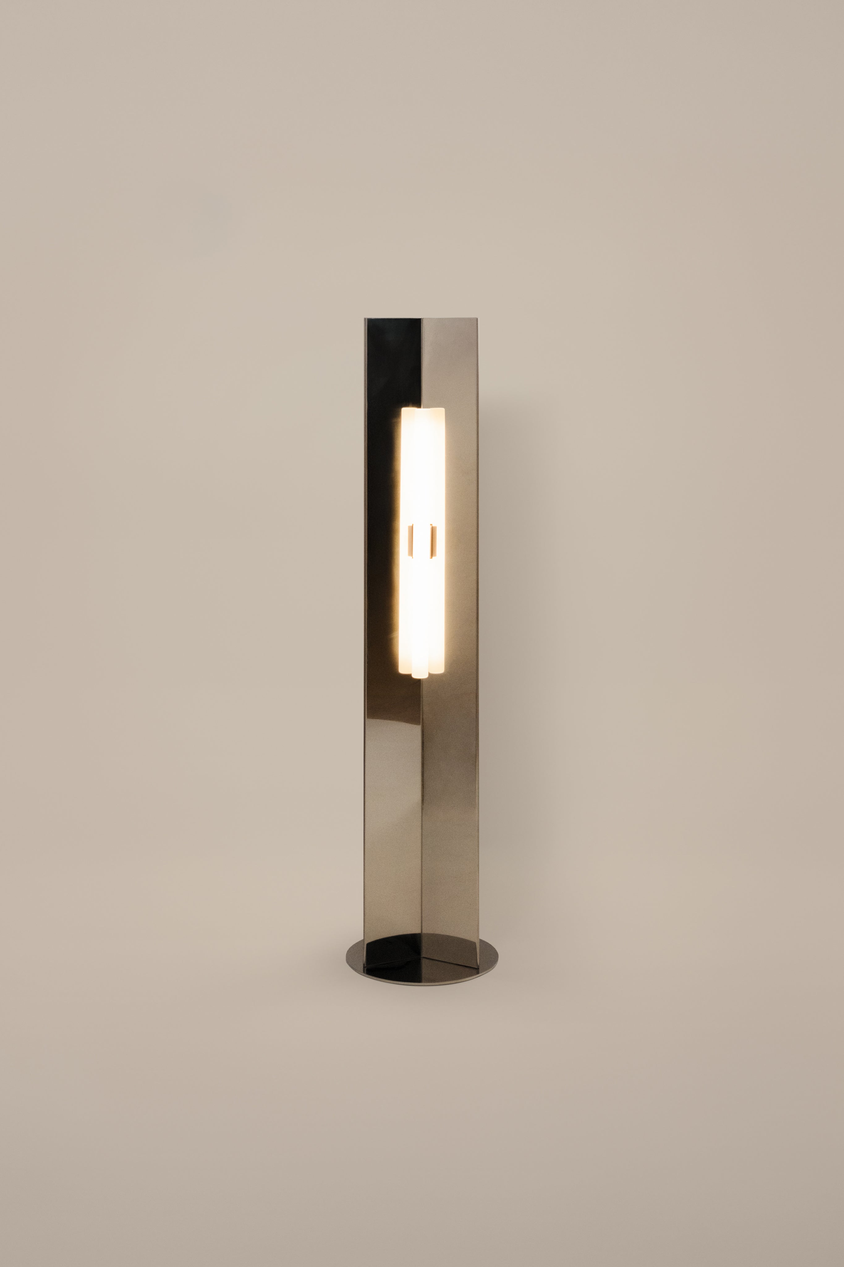 Polished Steel Arrow Floor Lamp - Image 3