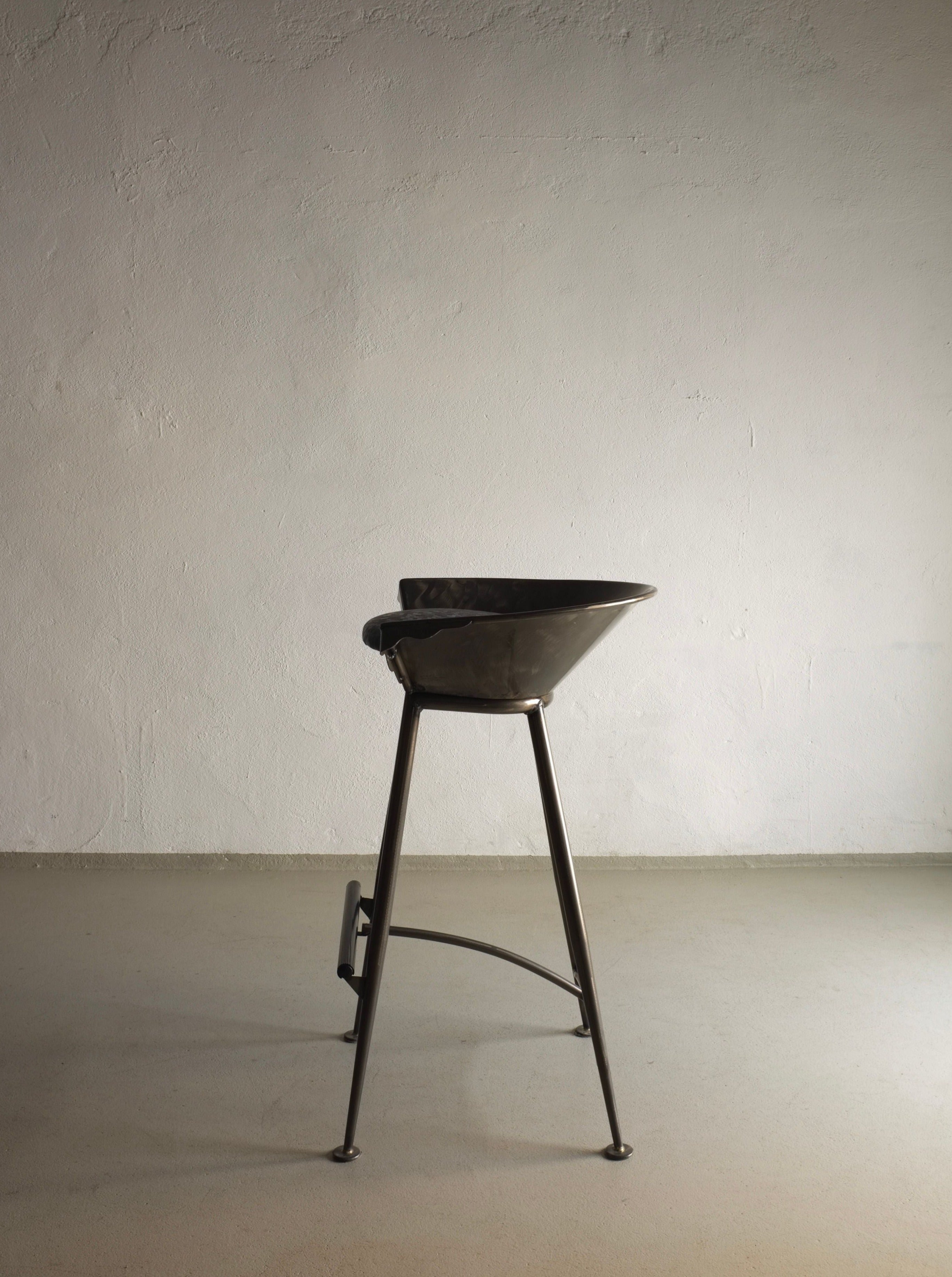 Set of 2 Brutalist Cast Metal Bar Stools - Image 2