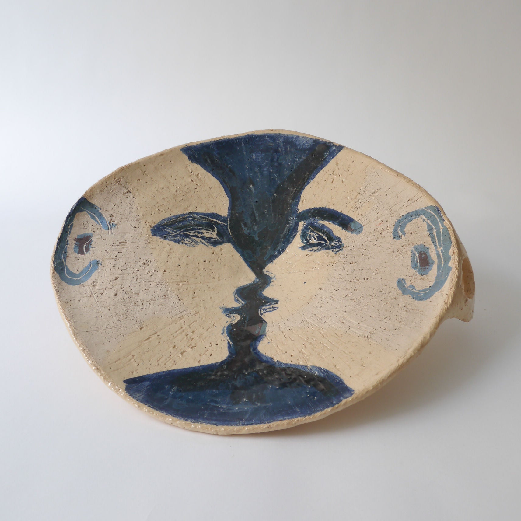 Hand-Painted Face Ceramic Display Plate - Image 5
