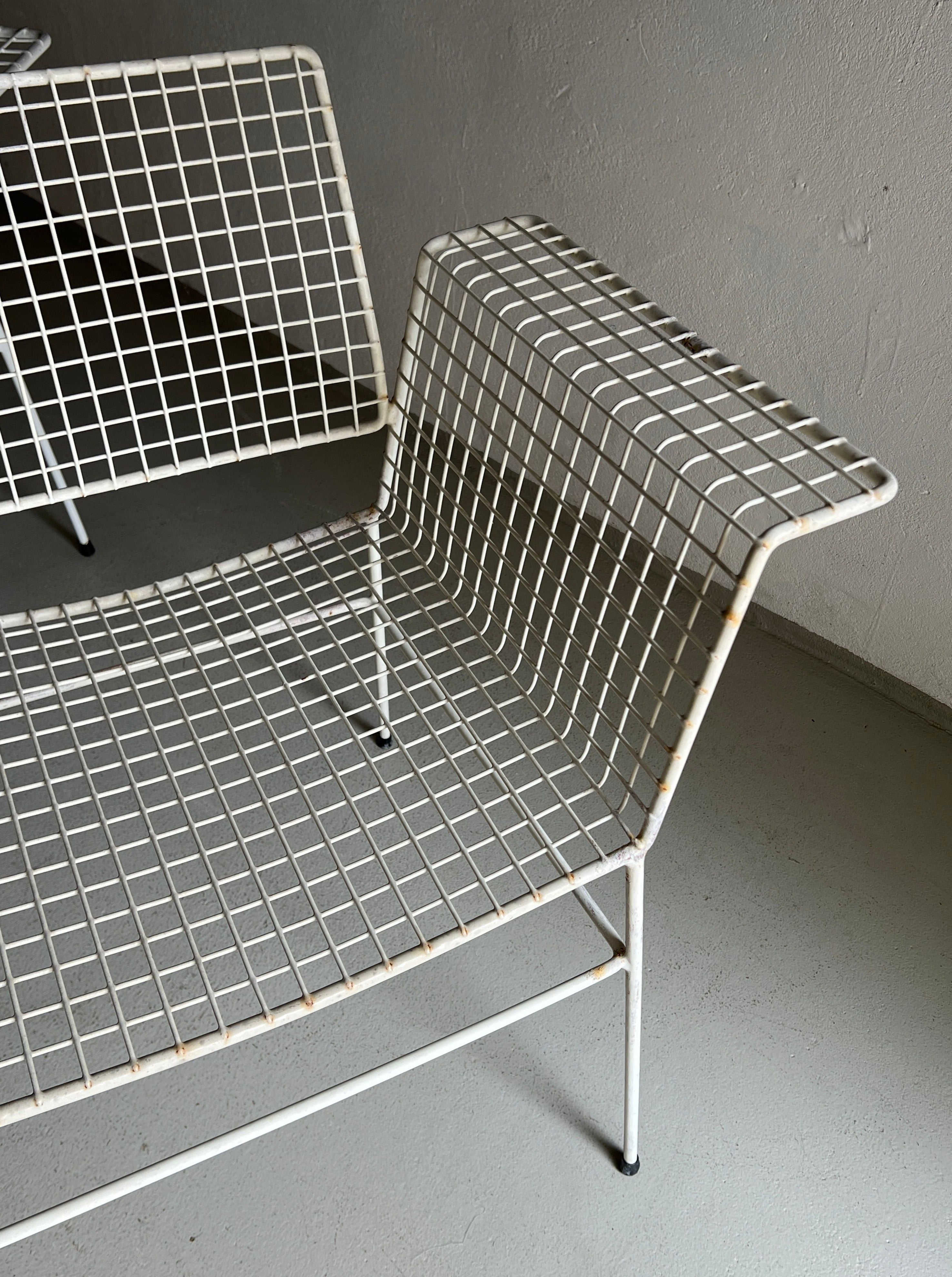White Metal Wire Chair - Image 5