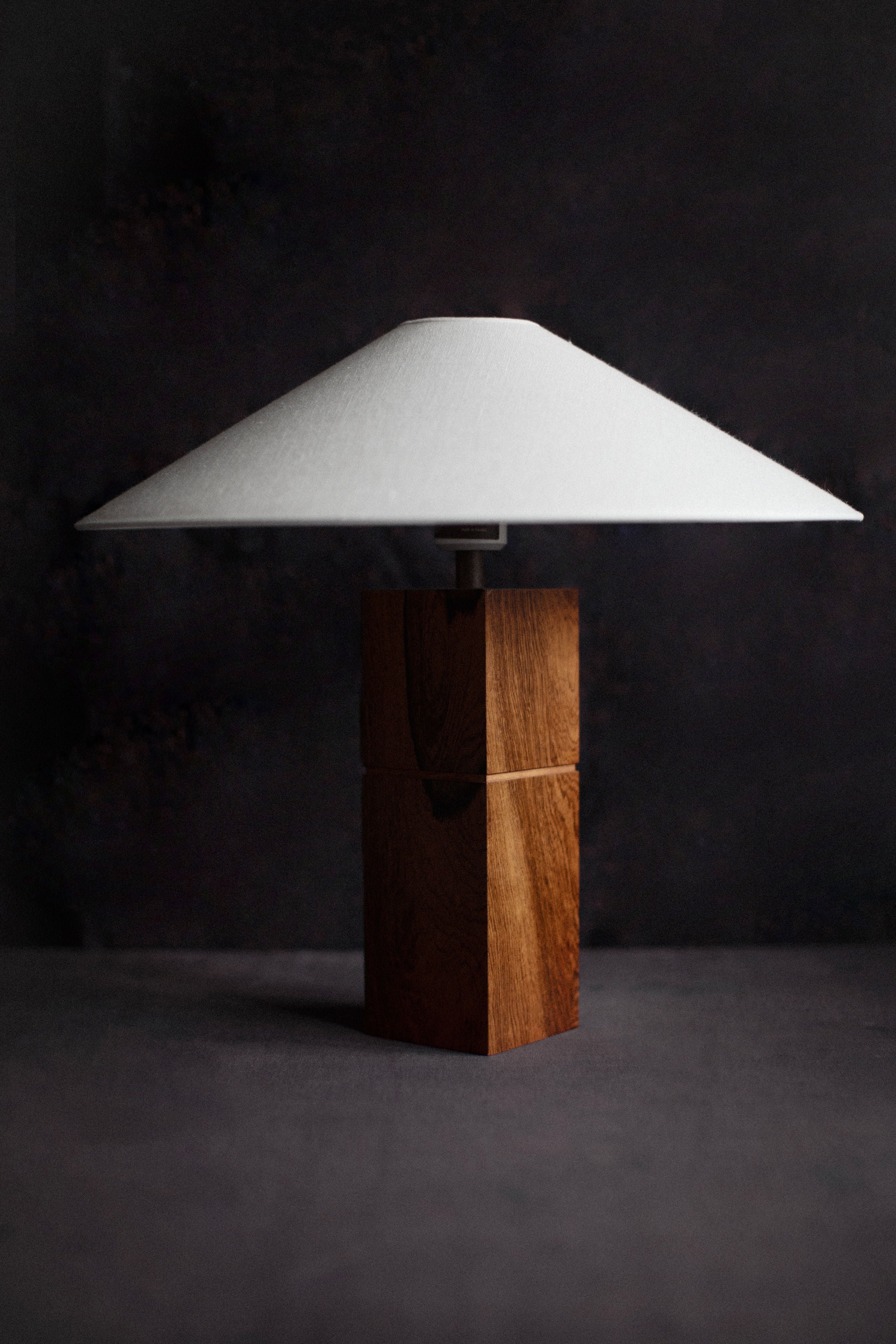1980s Cubic Table Lamp - Image 2